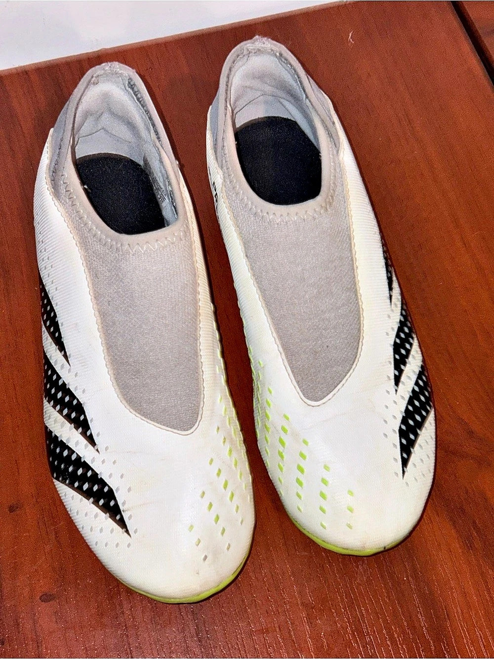 Adidas Predator Accuracy.3 Laceless Turf Junior Soccer Shoes US 3.5
